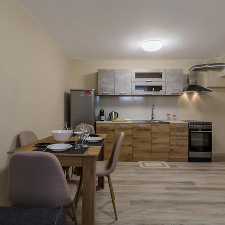 Ferienwohnung Brizy Warna Exterior foto